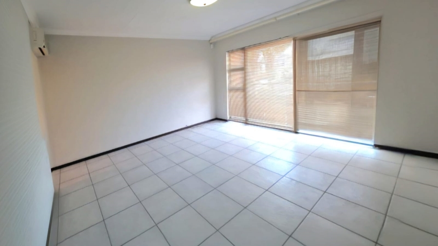 3 Bedroom Property for Sale in Langenhovenpark Free State